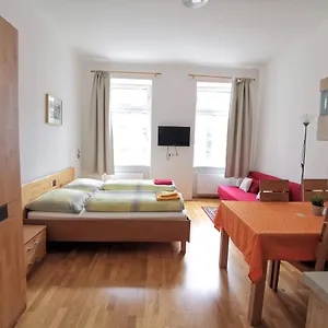 Hellwagstrasse Apartment